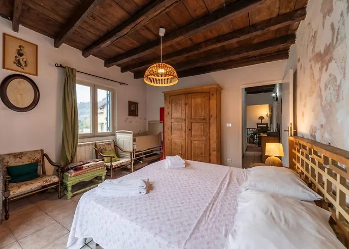 House - - Lecco *