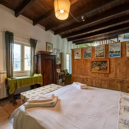House - - Lecco شقة *