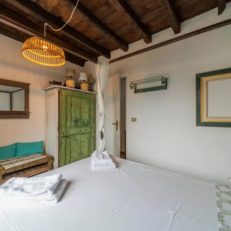 아파트 House - - Lecco 페스카테