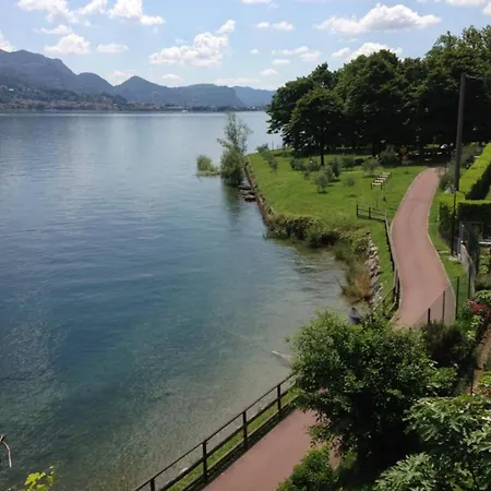 House - - Lecco Apartment Pescate